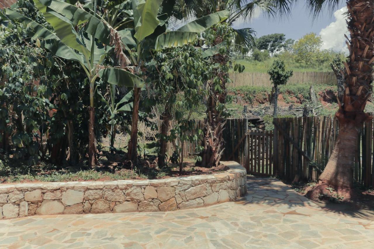 Em Tiradentes, Minas Gerais, Casa Tipica E Espacosa Em Terreno Arborizado 외부 사진
